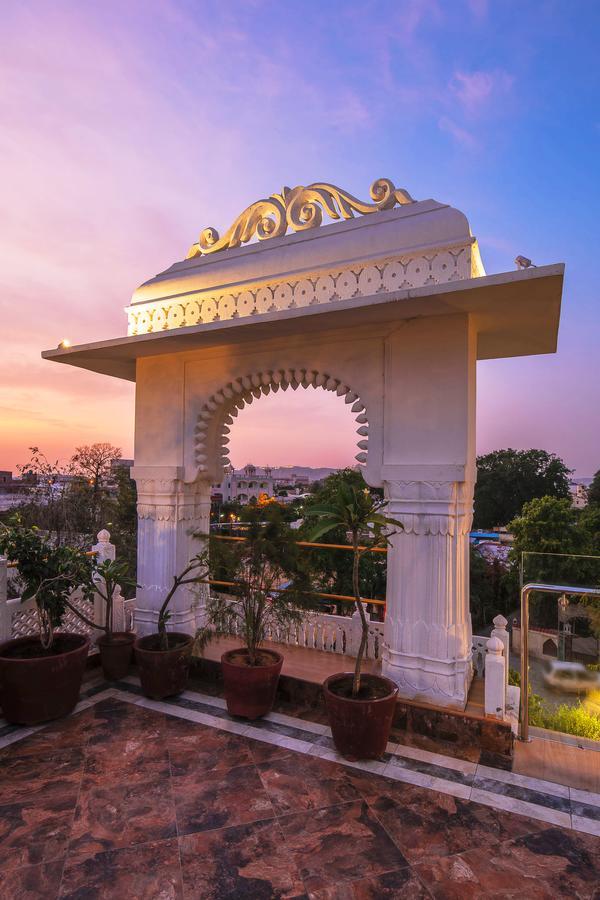 Hotel Rajasthan Palace Джапур Экстерьер фото